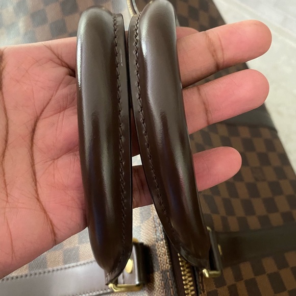 Louis Vuitton Keepall Bandoulière Duffle 55 - Picture 6 of 7